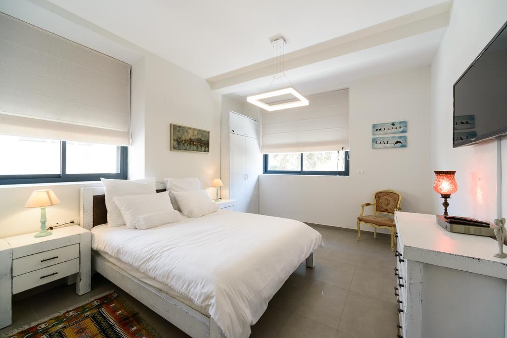 Sunny Luxury Apartments 텔아비브 외부 사진