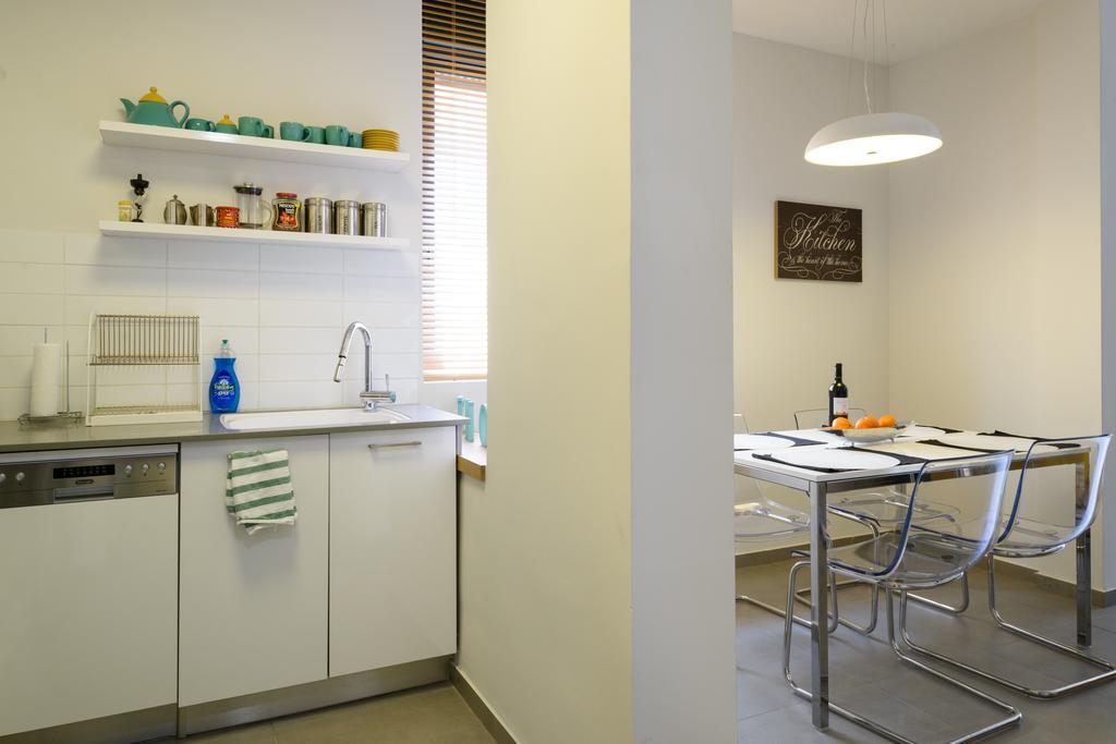 Sunny Luxury Apartments 텔아비브 외부 사진