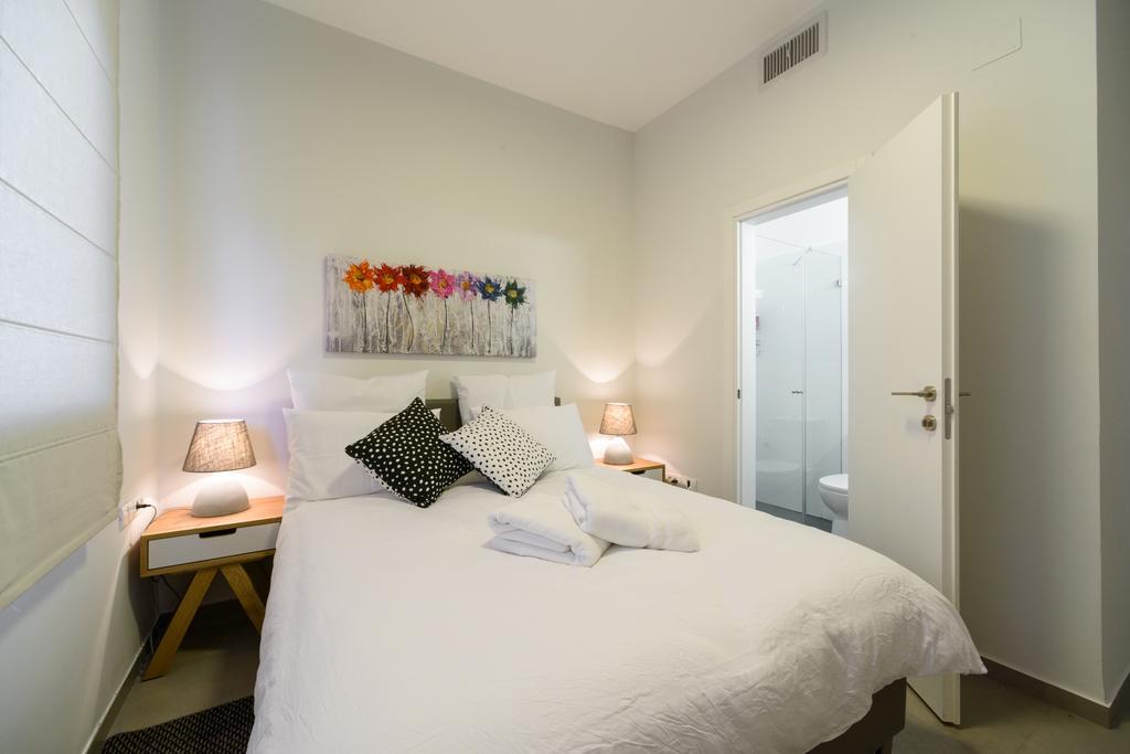 Sunny Luxury Apartments 텔아비브 외부 사진