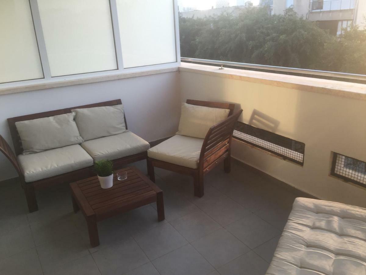 Sunny Luxury Apartments 텔아비브 외부 사진